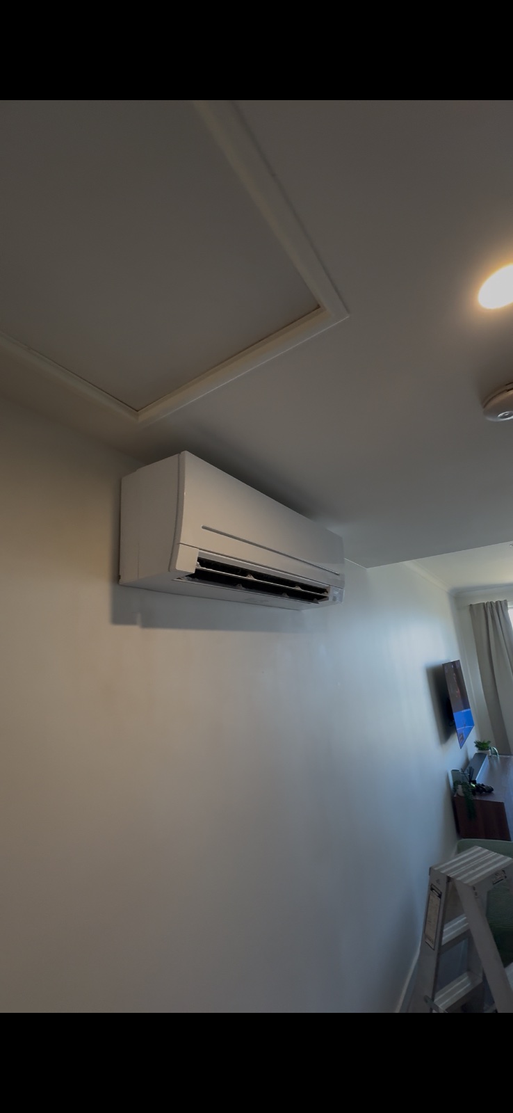 Split System Air Con in Melbourne by SparkAir